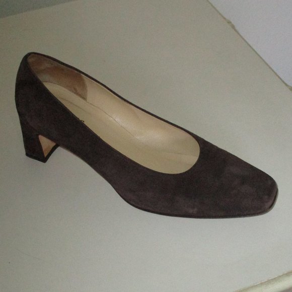 Amalfi by Nordstrom Womens Brown Italian Suede Heel Pump Shoe - Size 7B - Picture 1 of 10